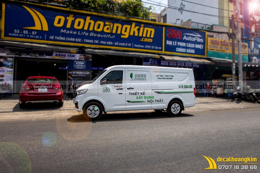 Dán Quảng Cáo Trên Xe Ô Tô - DQC319 - Ảnh 1