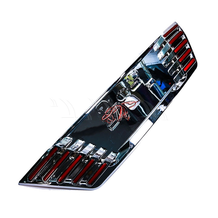 Ốp biển số xe Toyota Fortuner [2016-2019] Trung Quốc có đèn - Ảnh 1