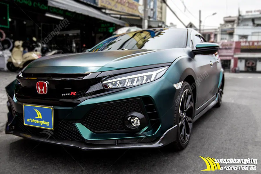 Dán đổi màu mờ bóng đá quý xanh ánh kim Honda Civic - Ảnh 2
