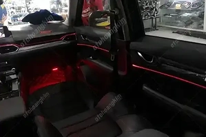 do-den-noi-that-o-to--dang-cap-thoi-thuong-cua-xe-hop