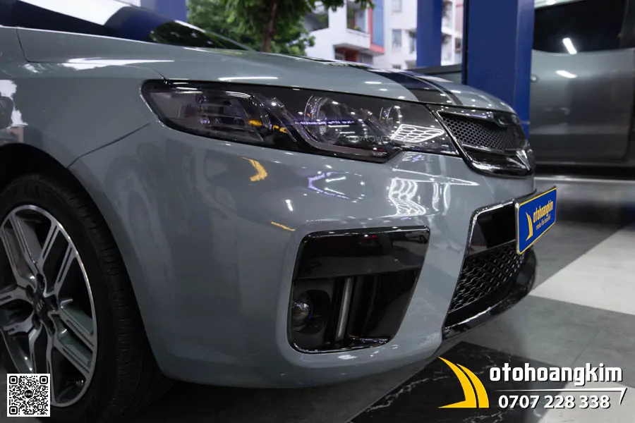 Kia Forte dán đổi màu xám xi măng - Ảnh 3