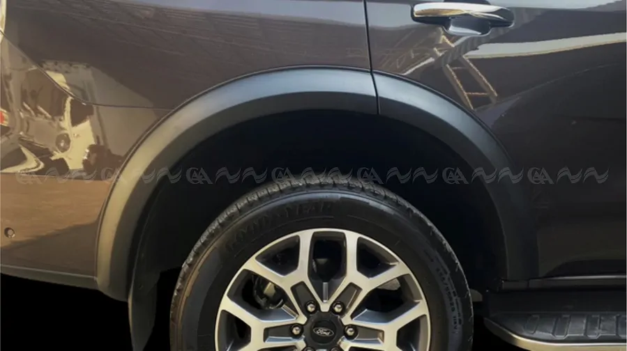 Ốp cua lốp Everest 2022+ - Ảnh 4