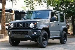 thuc-hu-thong-tin-suzuki-jimny-duoc-ban-chinh-hang-tai-viet-nam