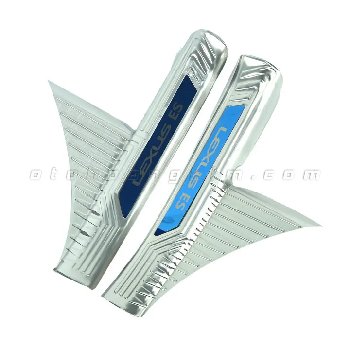 Nẹp bước chân trong Lexus ES [2019-2020] - Ảnh 3