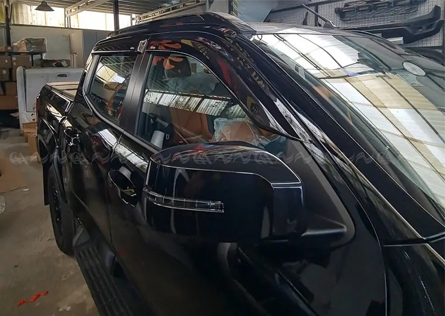 Vè che mưa Triton 2024 đen dày - Ảnh 5