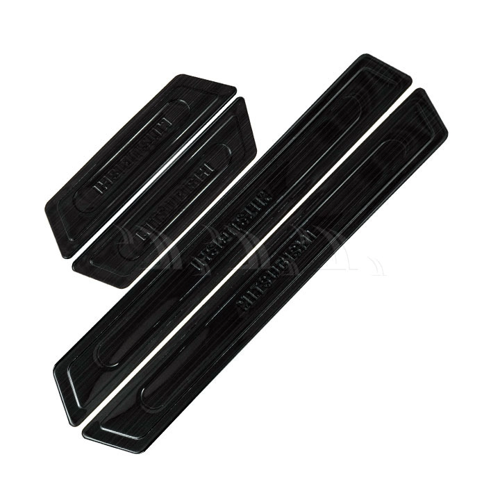 Nẹp bước chân ngoài Mitsubishi Attrage [2015-2020] titan - Ảnh 1