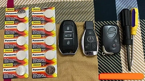 lam-gi-khi-chia-khoa-o-to-het-pin