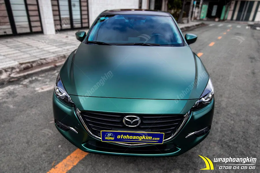 Dán đổi màu mờ bóng xanh ánh kim Mazda  3 - Ảnh 3