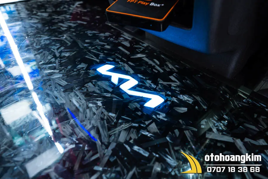 Sàn cacbon cho xe 7 chỗ Kia Carnival - Ảnh 5