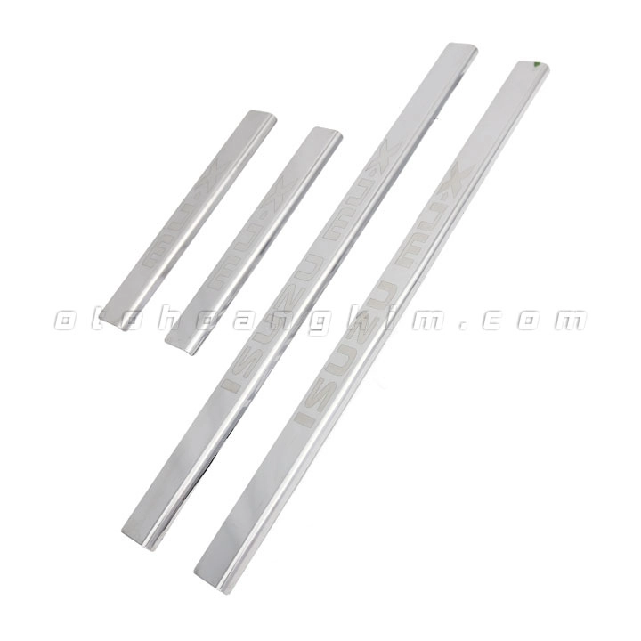 Nẹp bước chân ngoài Isuzu Mux kiểu Thái - Ảnh 1