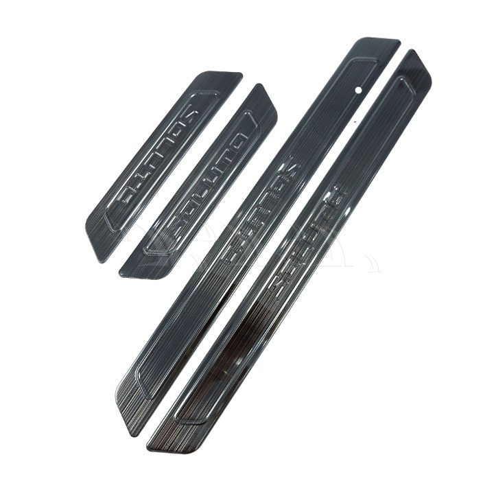 Nẹp bước chân ngoài Kia Soluto [2019-2020] titan - Ảnh 1