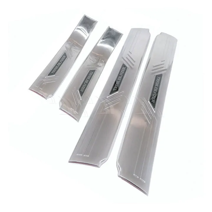 Nẹp bước chân trong Chevrolet Trailblazer [2016-2020] - Ảnh 2