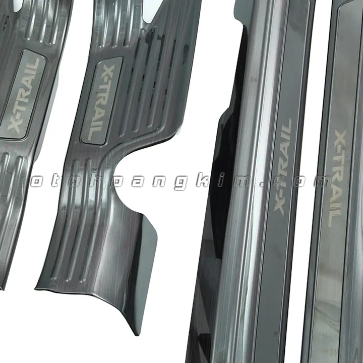 Nẹp bước chân trong Nissan Xtrail [2016-2020] titan - Ảnh 3