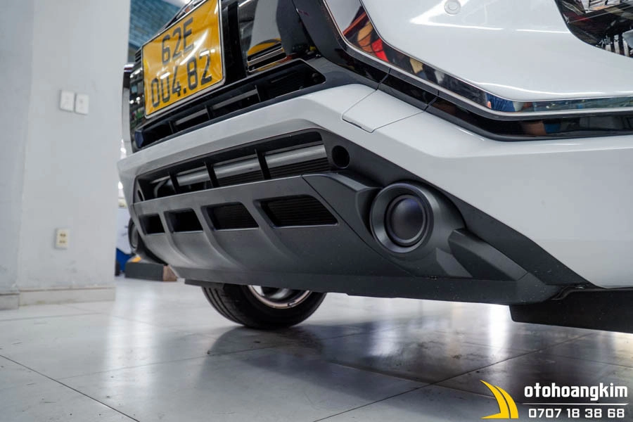 Cảm biến lùi 6 mắt Mitsubishi Xpander - Ảnh 1