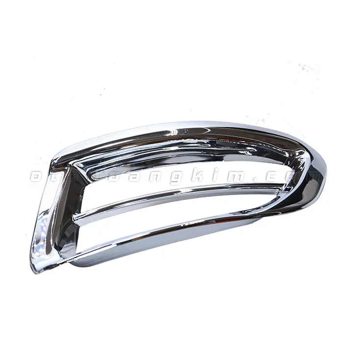 Viền đèn gầm trước Toyota Innova [2006-2008] - Ảnh 3