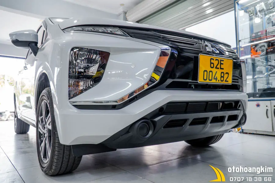 Cảm biến lùi 6 mắt Mitsubishi Xpander - Ảnh 2