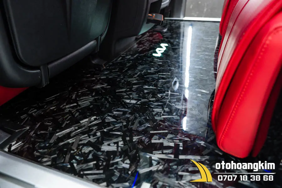 Sàn cacbon cho xe 7 chỗ Kia Carnival - Ảnh 2