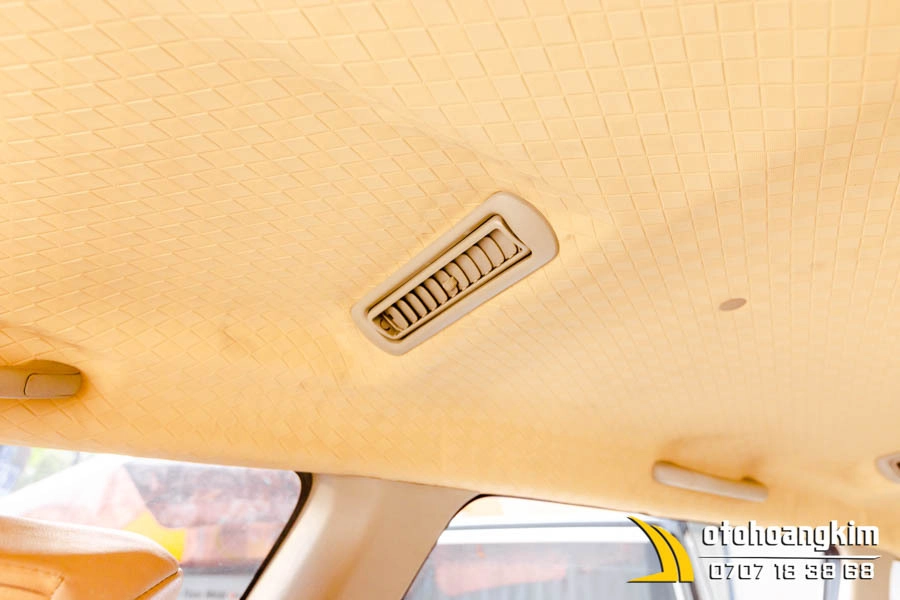 Bọc Trần Da 8D Xe Fortuner Màu Trắng Kem - Ảnh 1