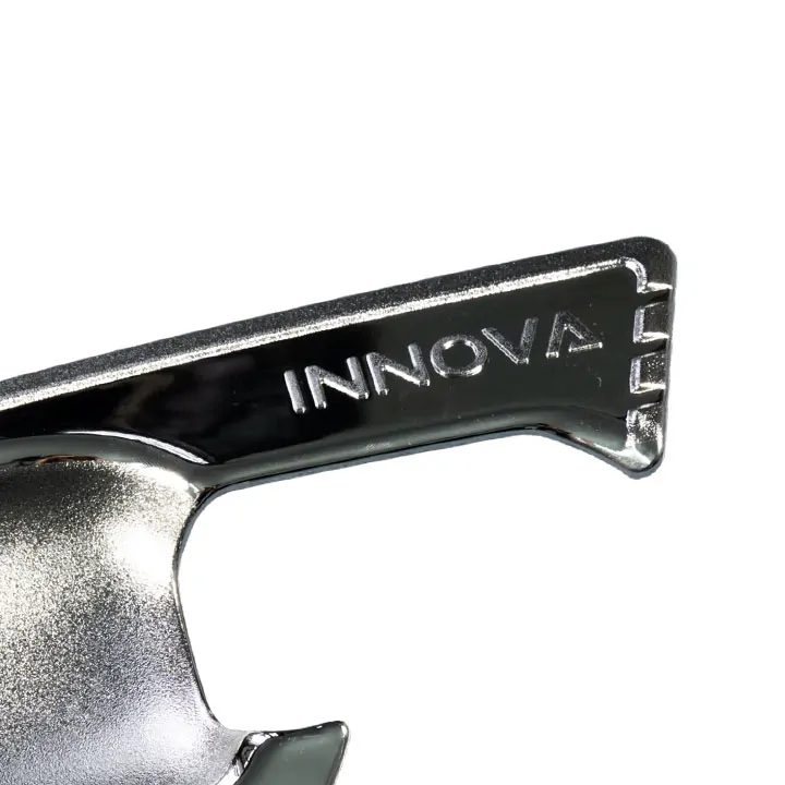 Chén Cửa Toyota Innova 2023 Xi - Ảnh 2