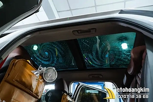 do-cua-so-troi-o-to-loi-ich-bat-ngo-va-luu-y-can-biet