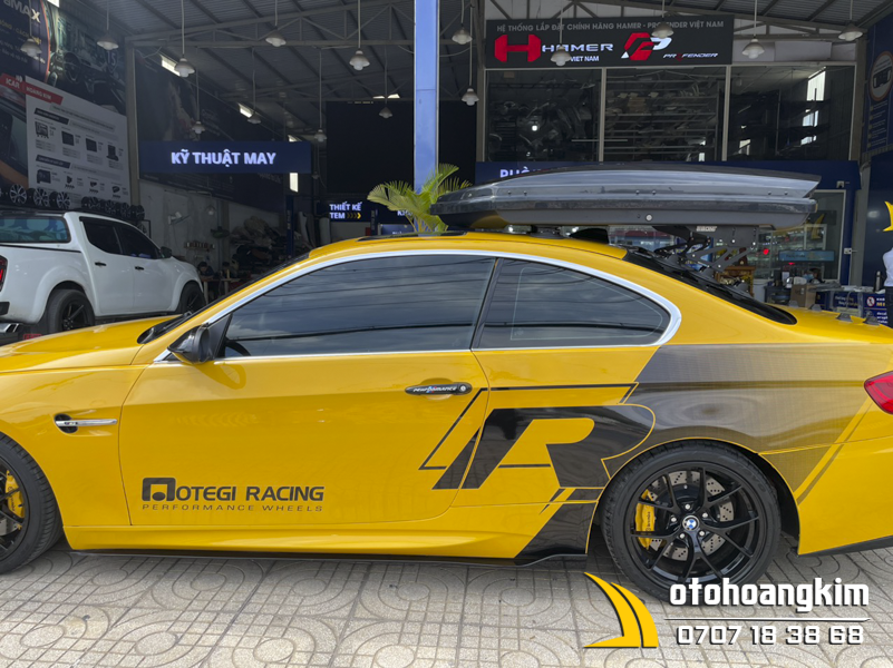 Hộp Đựng Đồ Trên Nóc Xe Hãng Shiturui 700L Đen - Ảnh 3