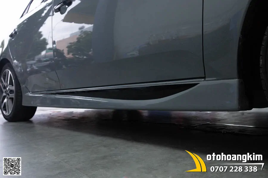 Kia Forte dán đổi màu xám xi măng - Ảnh 4