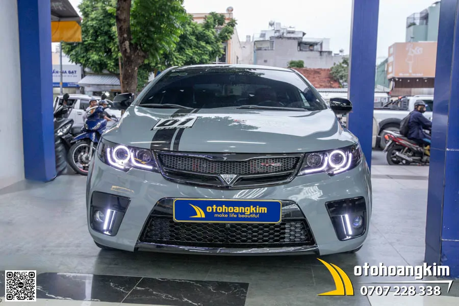 Kia Forte dán đổi màu xám xi măng - Ảnh 6