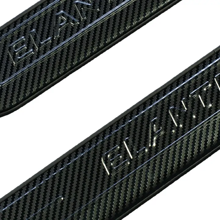 Nẹp Bước Chân Ngoài Hyundai Elantra [2018-2022] Cacbon - Ảnh 2