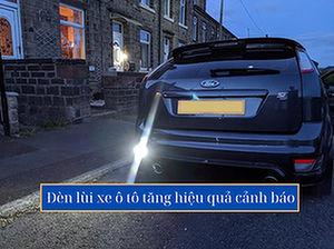 co-nen-do-den-lui-xe-o-to-dac-diem-cua-den-lui-xe-o-to