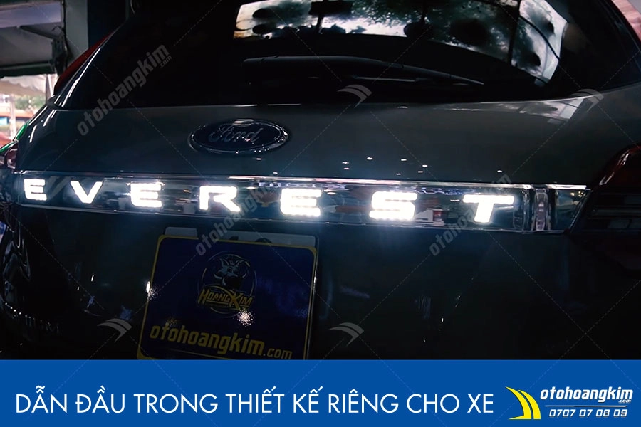 Đèn led cốp sau Ford Everest - Ảnh 1