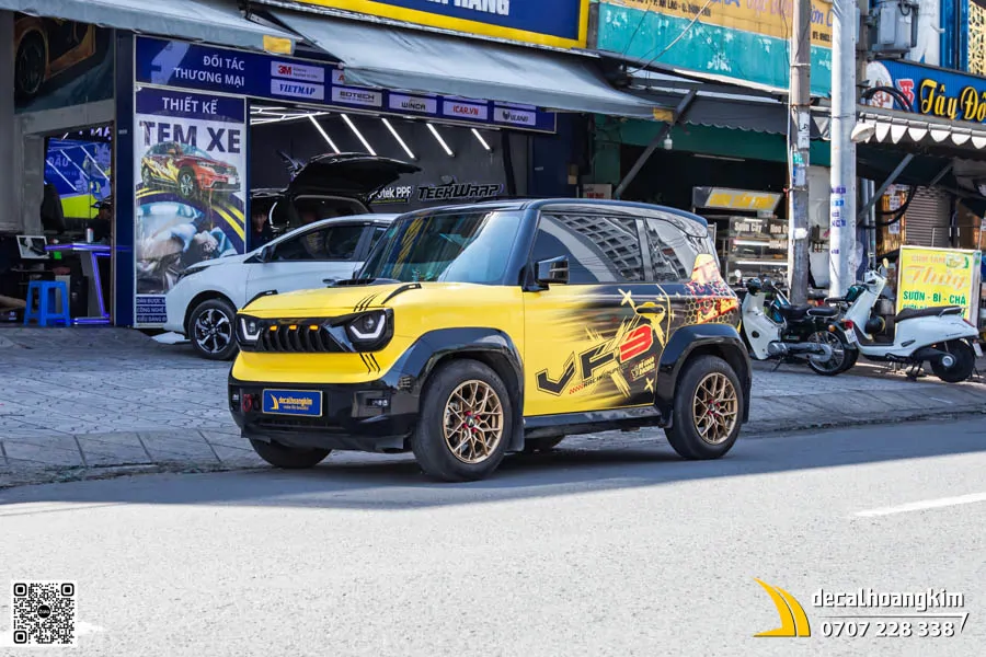 Tem xe VinFast VF3 phong cách Racing - Vàng đen nổi bật - Ảnh 3