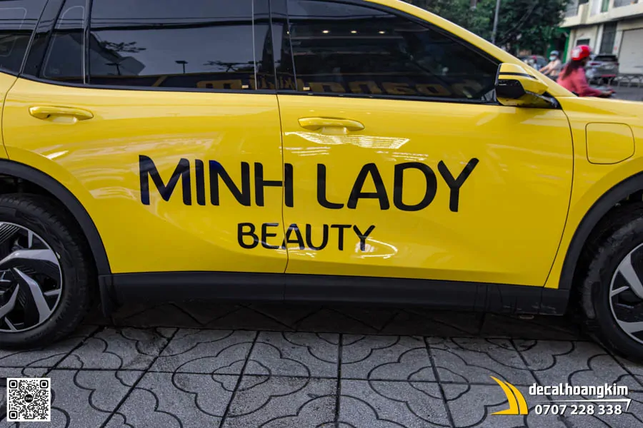 Tem quảng cáo MINH LADY BEAUTY cho VinFast Limo Green - Ảnh 2