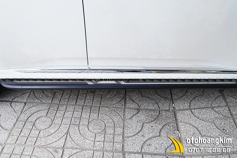 Bệ bước ngoài Mitsubishi Outlander