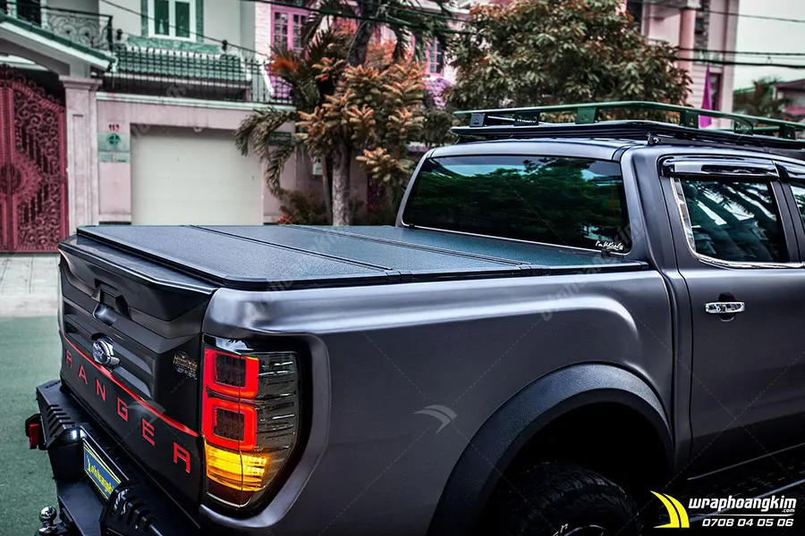 Dán đổi màu xám mờ Ford Ranger - Ảnh 5