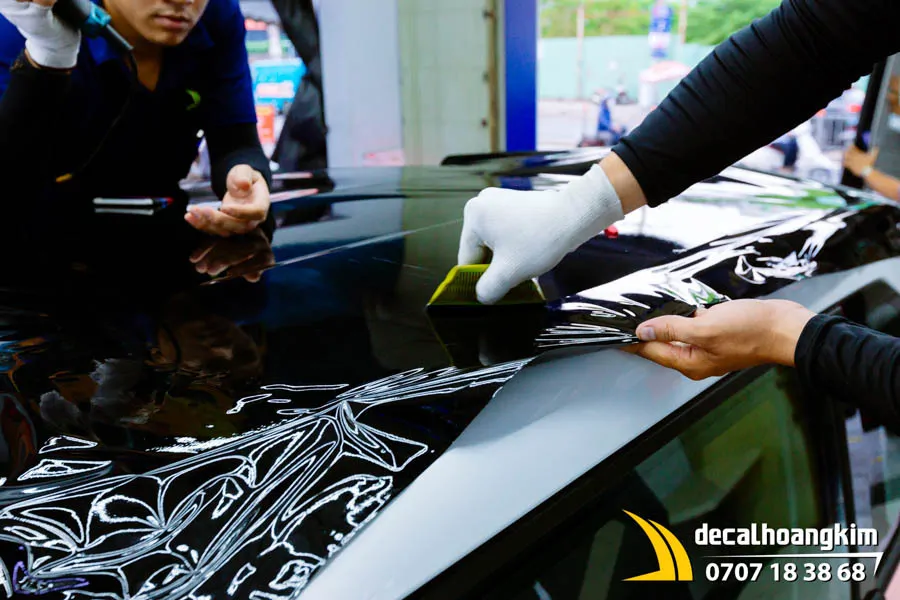 Dán nóc đen xe VF3 - Ảnh 5