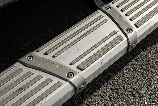 Nẹp Bước Chân Ngoài