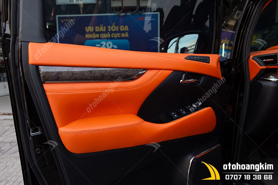 Đổi màu nội thất Toyota Alphard - Ảnh 1