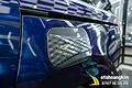 Nắp xăng Kia Carnival 2022 cacbon - ảnh 6