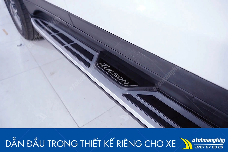 Bệ bước chân ngoài Hyundai Tucson - Ảnh 1