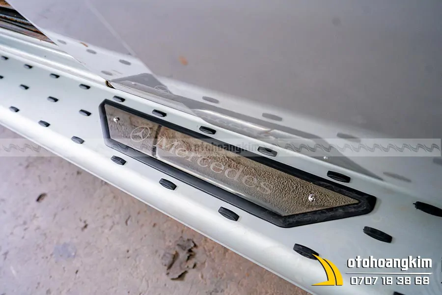 Bệ bước ngoài Mercedes Sprinter - Ảnh 2