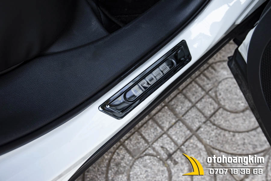Nẹp Bước Chân NgoàiToyota Corolla Cross 2020 Titan - Ảnh 1