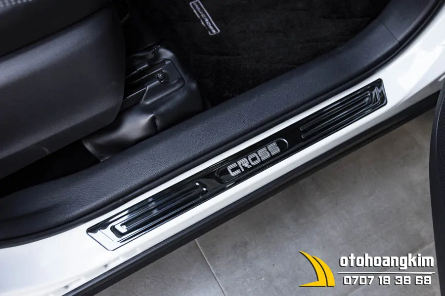 Nẹp Bước Chân NgoàiToyota Corolla Cross 2020 Titan - Ảnh 6