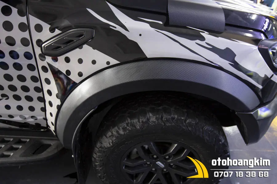 Dán Decal Carbon Trang Trí Ngoại ThấT Ô TÔ - Ảnh 2