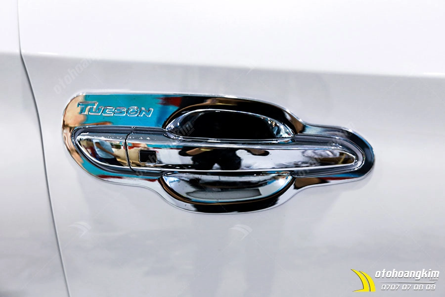 Tay cửa Hyundai Tucson - Ảnh 1