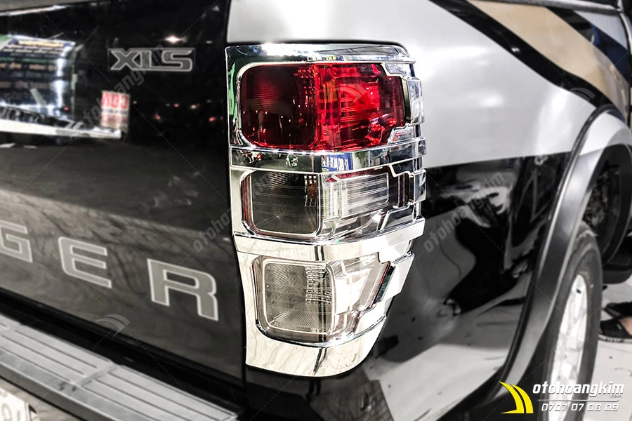Viền đèn sau Ford Ranger [2015-2020] xi - Ảnh 1