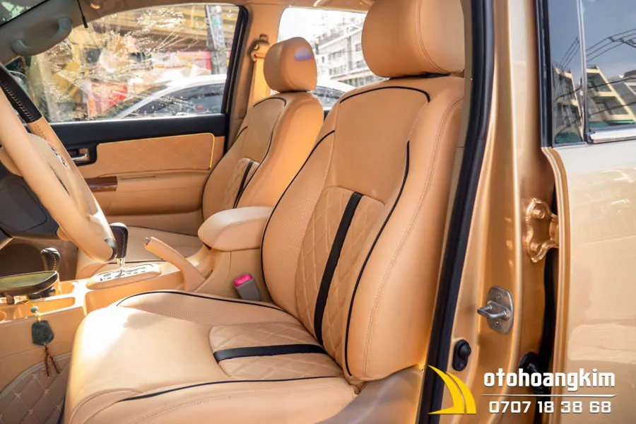 Bọc Ghế Da Toyota Fortuner - Ảnh 4