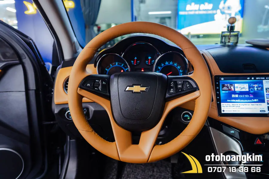 Bọc Da Vô Lăng Xe Chevrolet Spark - Ảnh 3