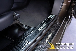 Nẹp bước chân trong Mitsubishi Xpander 2019+ titan