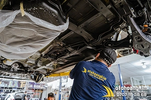 Phủ gầm hãng Forch cho Kia Carnival