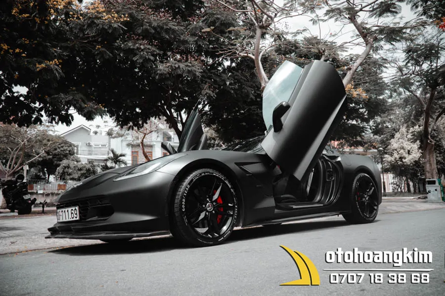 Wrap Đổi Màu Ô Tô 4 Chỗ Chevrolet Corvette Màu Satin BLACK - Ảnh 7
